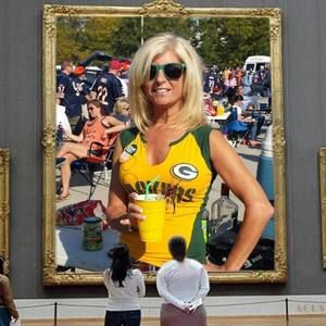 Meet your Posher, Denise